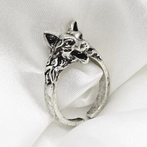 Wolf Head Ring